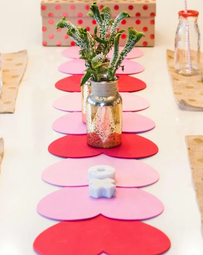 heart runner Valentines Day Table Decorations