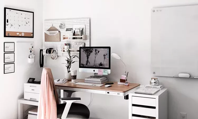 Desk Organization: A Clutter-Free Workspace